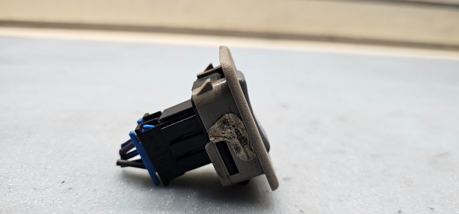 🔥95-00 Chevy Tahoe Yukon C/K Rear Left/Right Power Window Door Switch Lock Tan