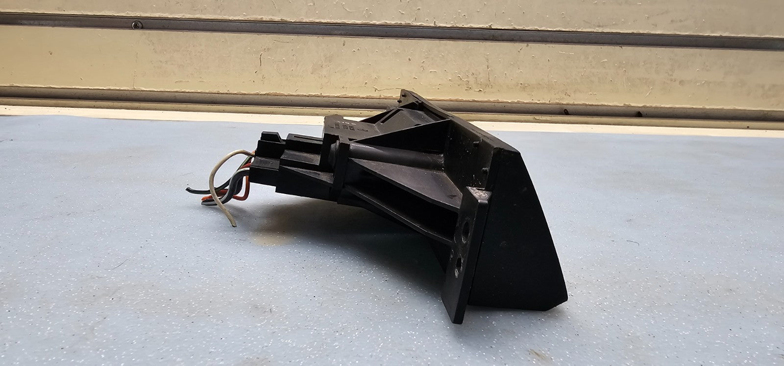 🔥89-91 Town & Country Rear Defroster On-Off Switch Bezel P-body Shadow Sundance