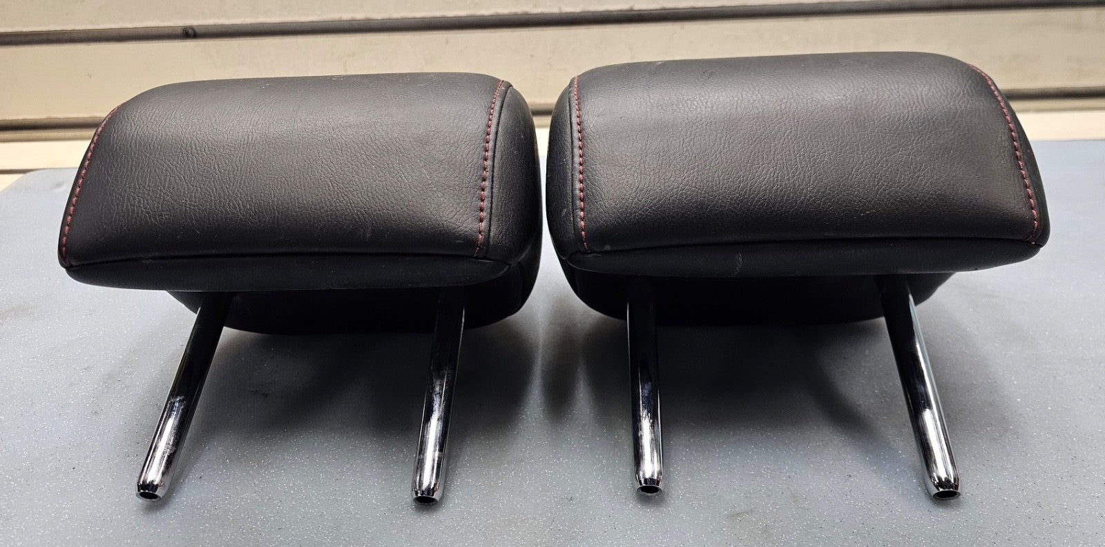 🔥11-14 Nissan Juke SV Headrest Rear Seat Head Rests Set Pair LH RH Cloth Black