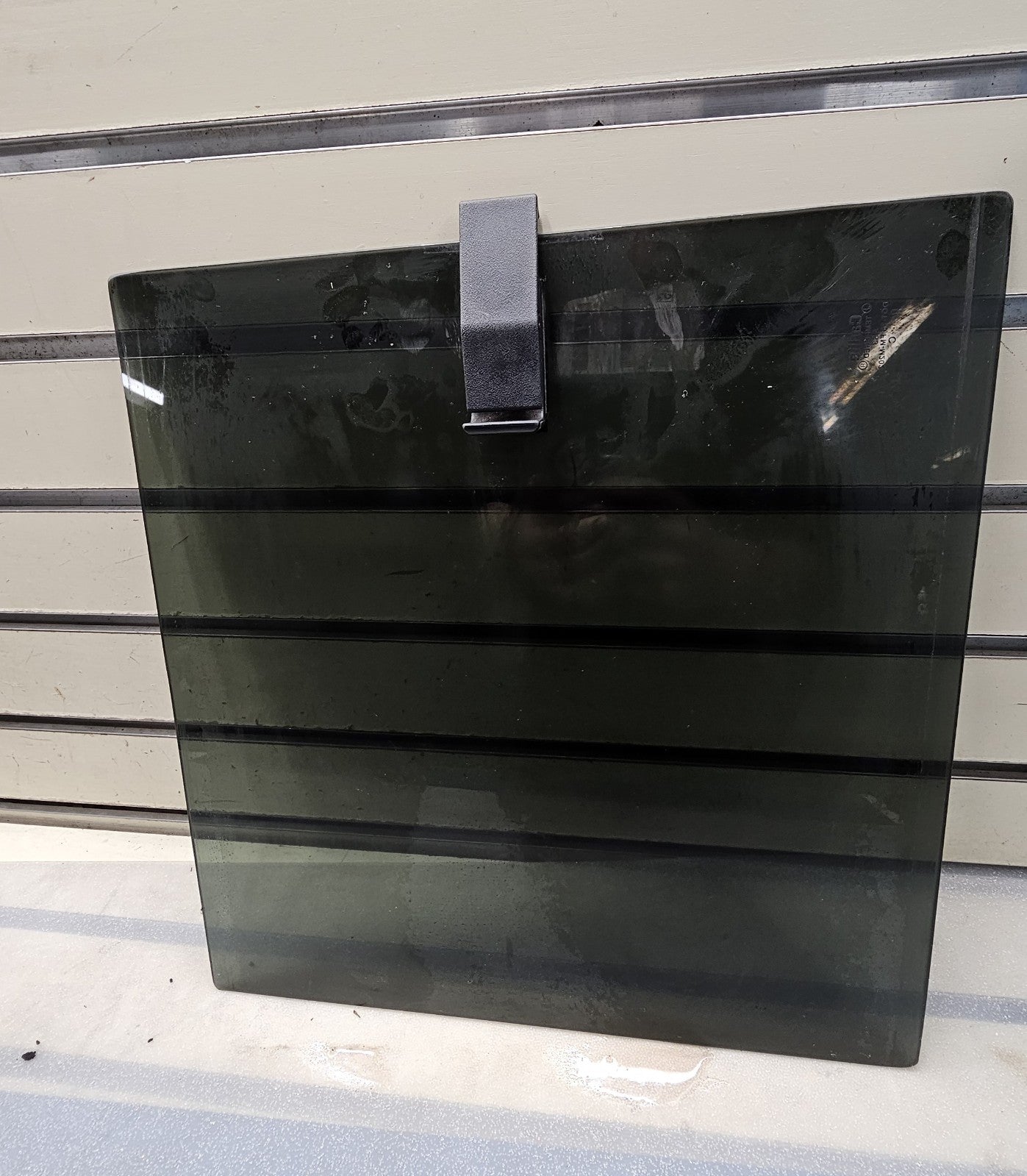 🔥98-11 FORD RANGER REAR SLIDING WINDOW BACK GLASS With Latch TINTED OEM
