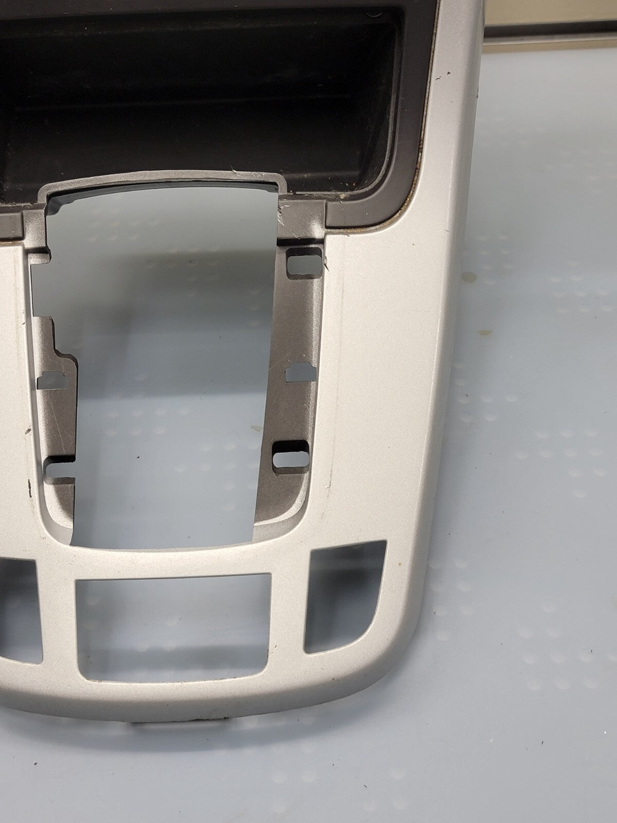 07-09 Equinox Center Dash Radio Climate Stereo Bezel Trim Panel SILVER/BLACK B43