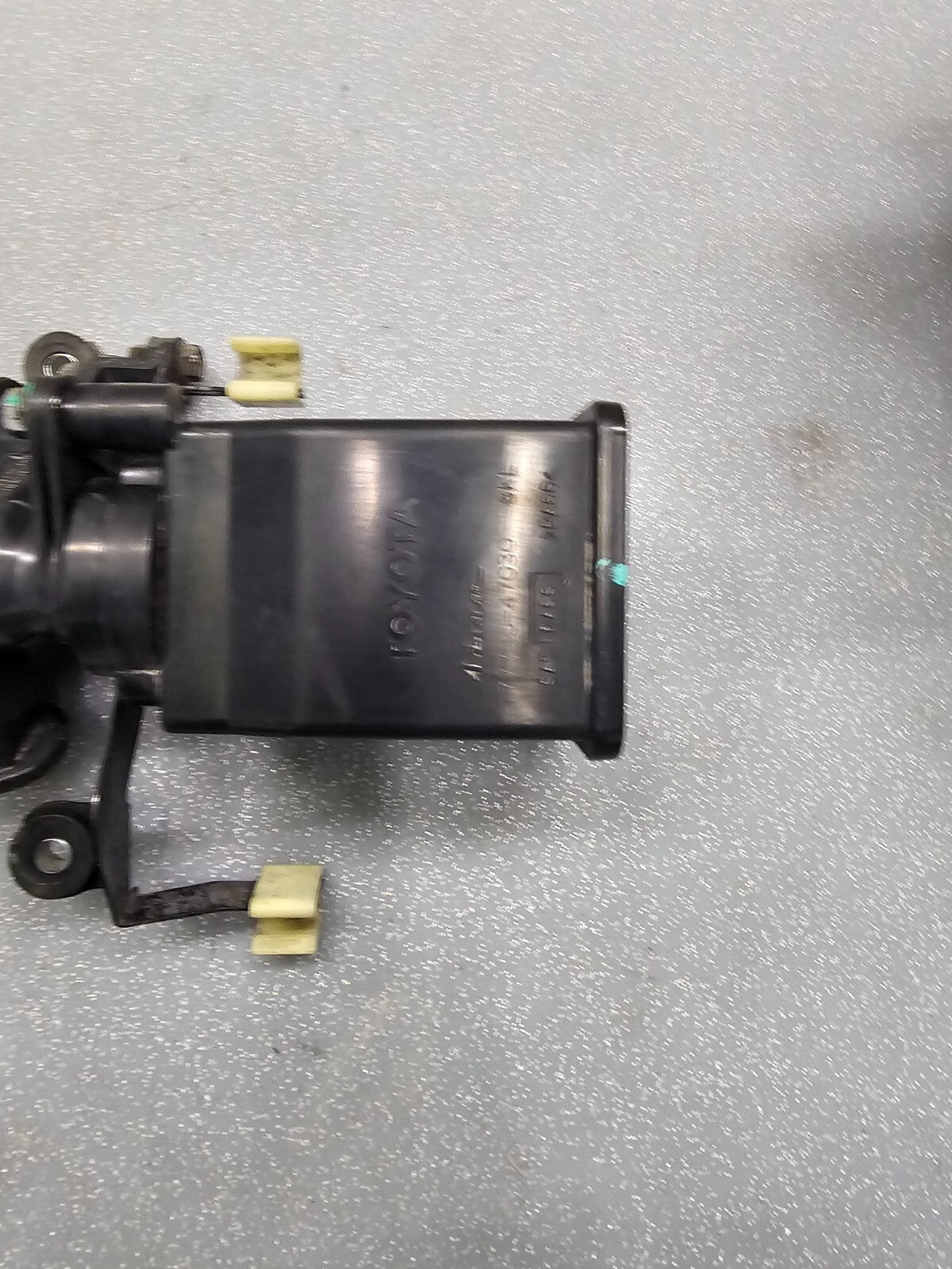 🔥2006 - 2009 Toyota Prius Gas Fuel Vapor Charcoal Canister OEM