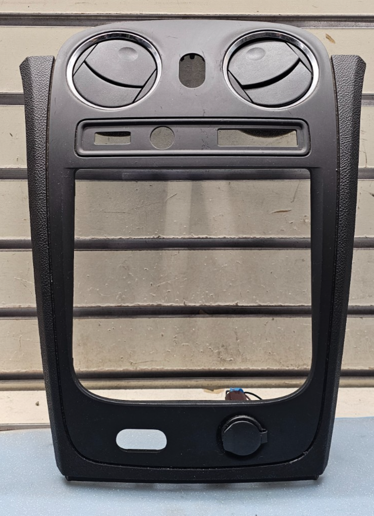 🔥2006-2011 Chevrolet HHR Center Dash Radio Trim w Vents B37 black