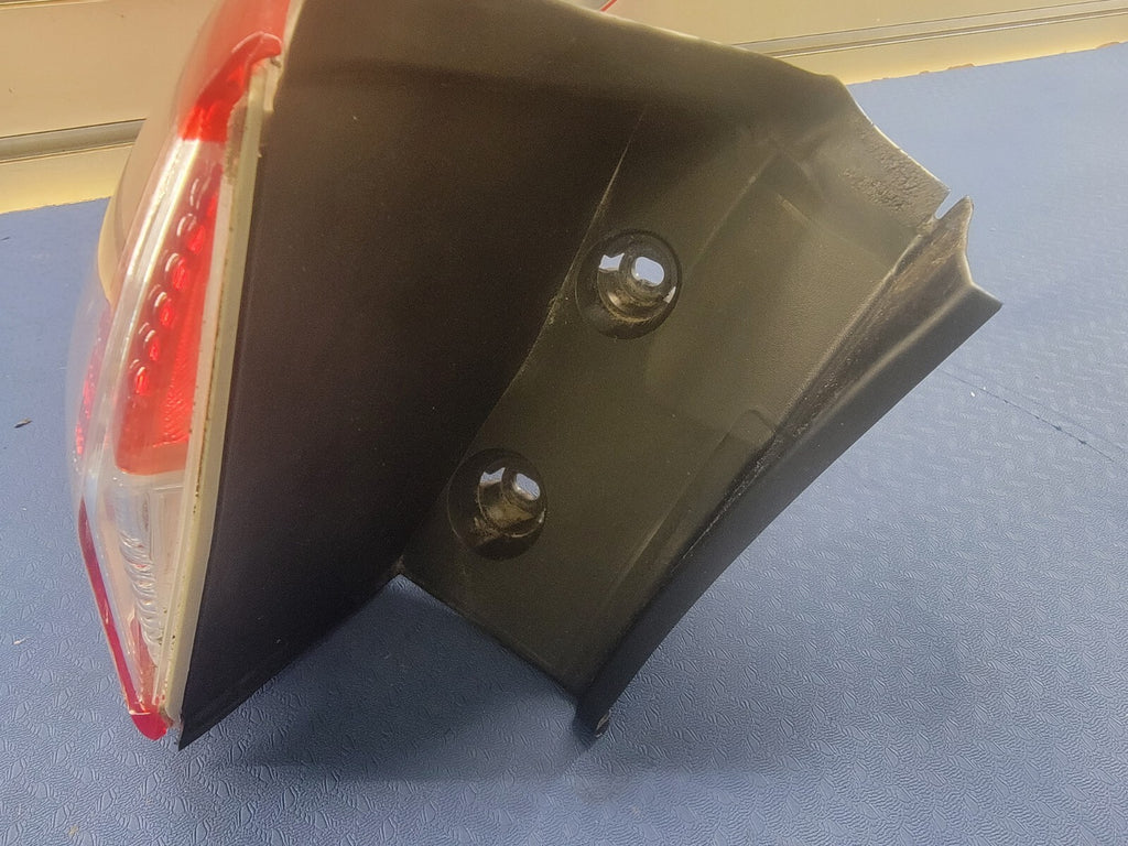 🔥13-16 Ford Escape Tail Light Right Passenger Rear Back Tail Lamp OEM Assembly
