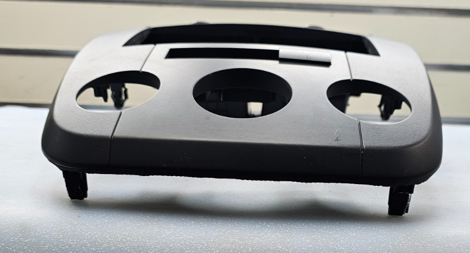 🔥2007-2009 KIA SPECTRA FRONT DASH TRIM BEZEL ASSEMBLY VENT BLACK OEM