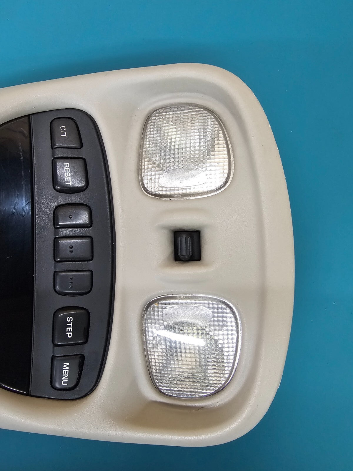 🔥99-04 Grand Cherokee Overhead Console Dome Map Light Storage Assembly LT GRAY