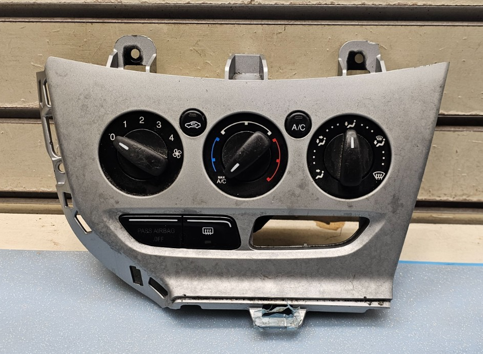 🔥12-14 FORD FOCUS A/C HEATER CLIMATE CONTROL Dash Bezel Temperature SILVER OEM
