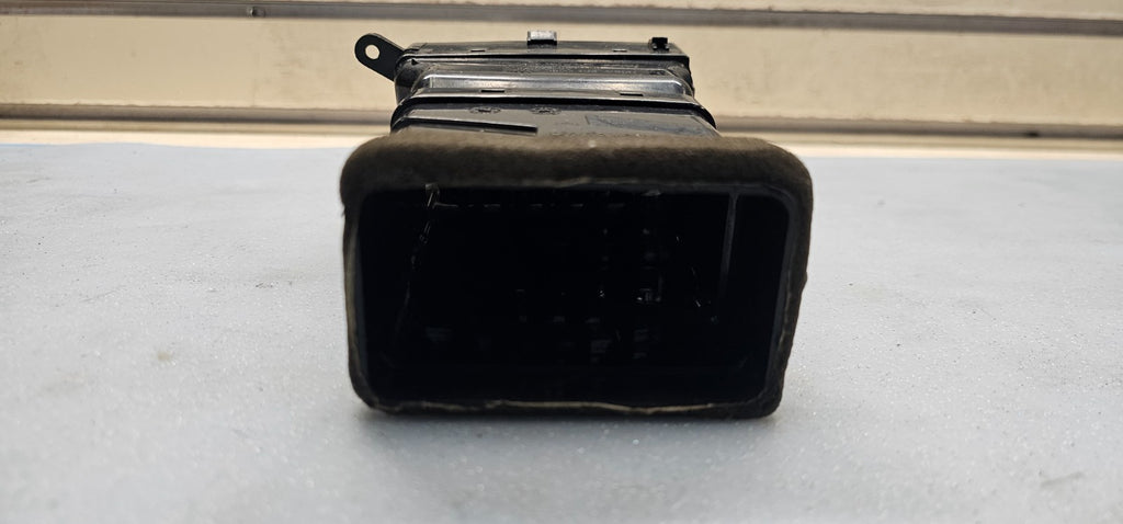 🔥05-10 SPORTAGE DASH RIGHT PASSENGER AIR VENT HEATER CONDITIONING CLIMATE BLACK