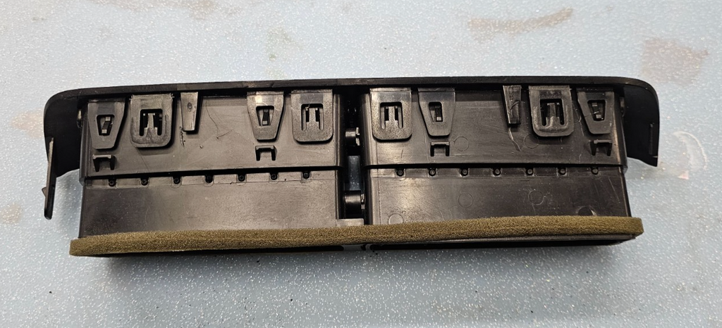 🔥08-11 Ford Focus Front Upper Center Dash Dual Air Vent Bezel Trim Panel Black