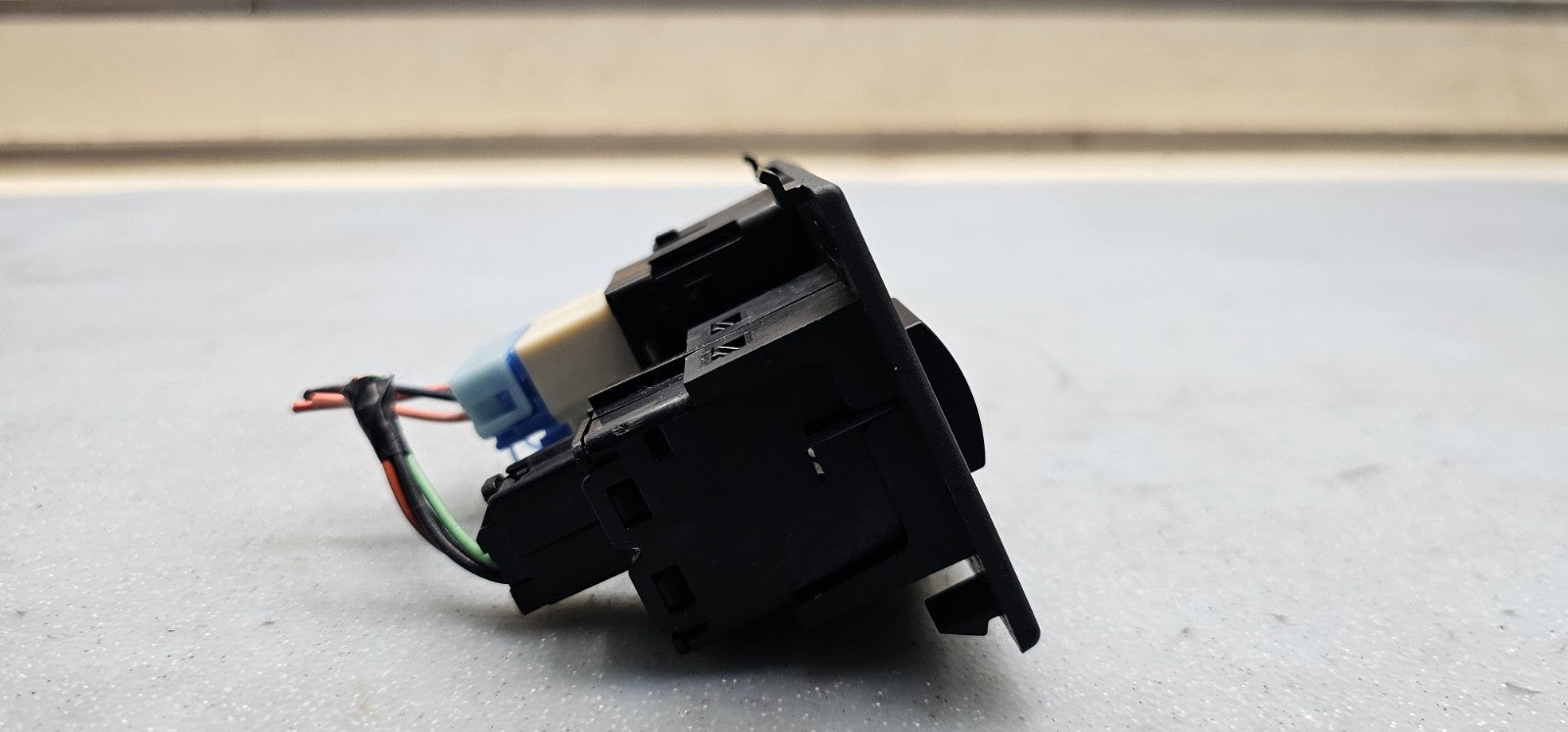 🔥04-07 Dodge Durango Pedal Adjust Dashboard Switch Outlet OEM
