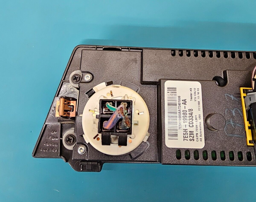 06-09 Ford Fusion Dash AC Heater Temperature Climate Control Air Conditioner OEM