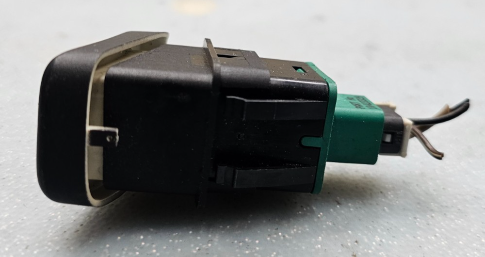 🔥2000-2005 Chevrolet Impala Trac Off Switch Button OEM BLACK