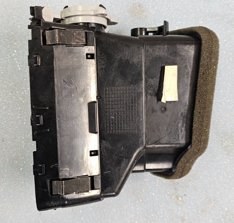 🔥11-18 VW Jetta Left Driver Center Dash AC Air Vent Heater Panel Conditioning