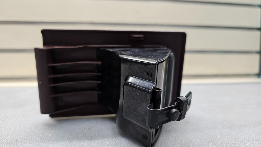 🔥95-99 CHEVY GMC SILVERADO YUKON TAHOE C/K Lighter Port Ashtray Assembly RED