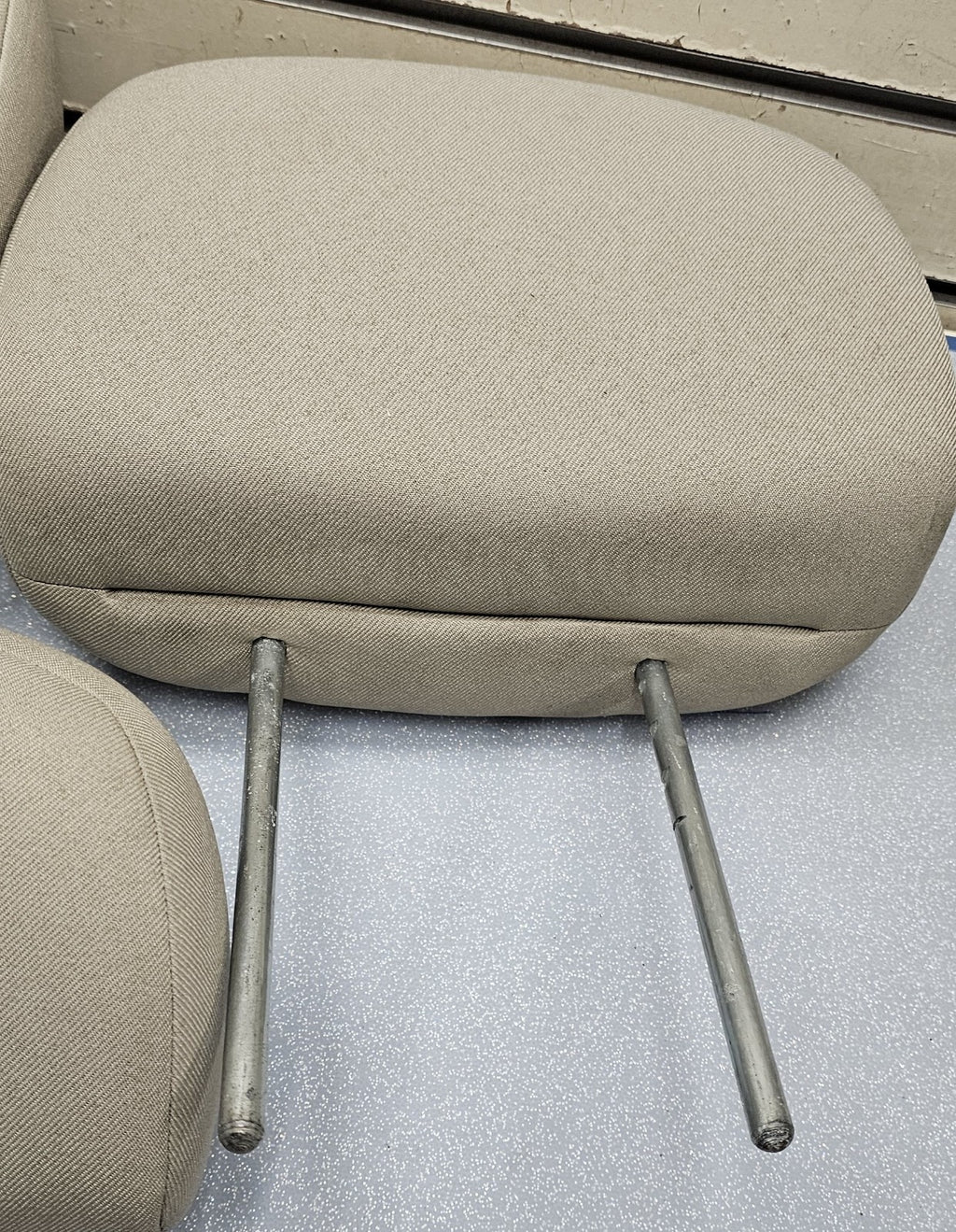 🔥05-12 Ford Escape MARINER Seat HEADREST 2nd Row Rear SET: 3 Cloth TAN