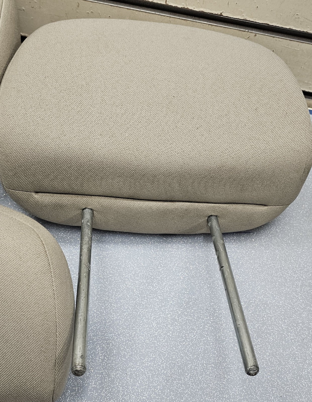 🔥05-12 Ford Escape MARINER Seat HEADREST 2nd Row Rear SET: 3 Cloth TAN