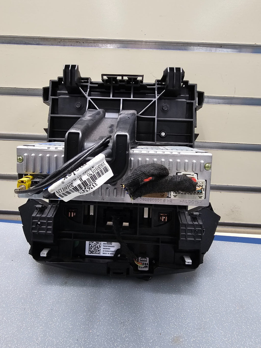 🔥16-19 Chevy Cruze Dash Front Center Radio Control Panel OEM