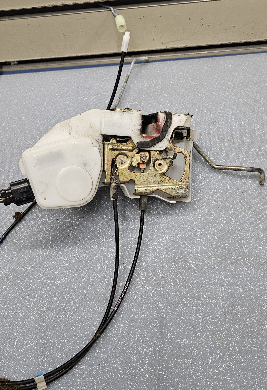🔥2000-2005 Mitsubishi Eclipse Left Driver Door Lock Latch Actuator Assembly OEM