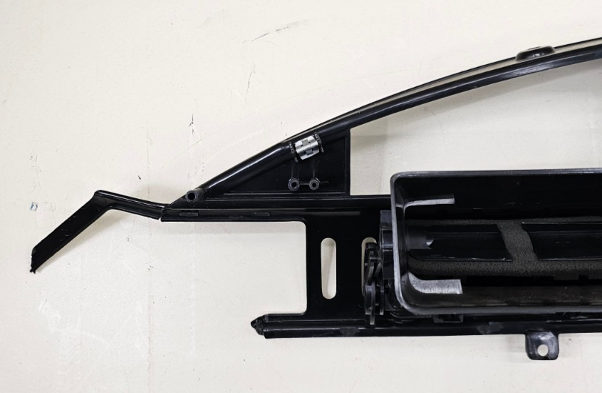 🔥04-07 Chrysler Pacifica Dash Instrument Cluster Speedometer Bezel Panel Black