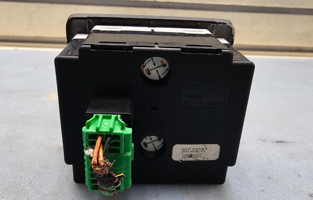 🔥05-10 VOLVO V50 Headlight Control Switch black oem