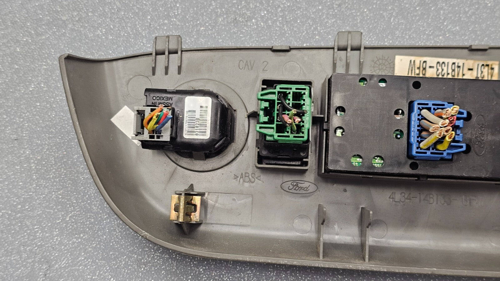 🔥04-08 Ford F150 Left Driver Master Door Window Power Switch Control Gray WS24