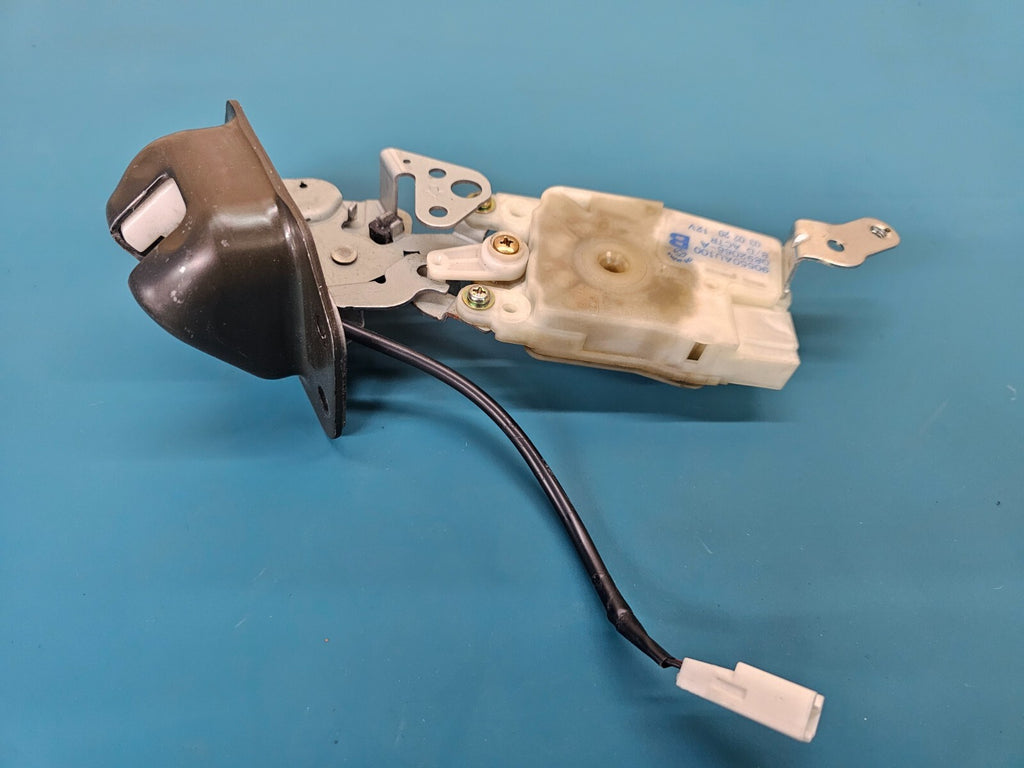 🔥05-15 Nissan XTerra trunk Tail gate Liftgate Lock Latch Actuator / OEM