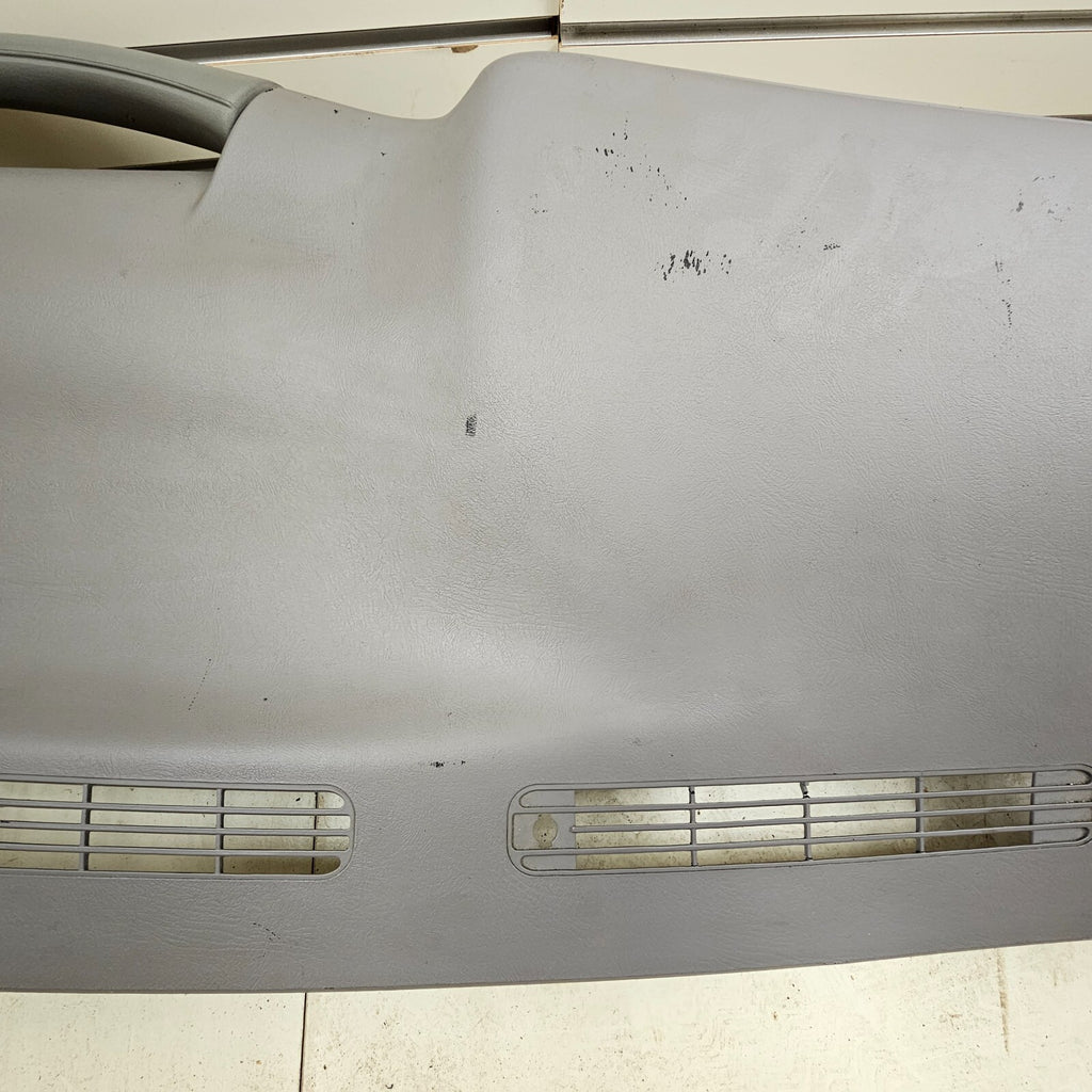 99-06 SILVERADO SIERRA TAHOE Upper Dash Cap Cover Top Dashboard Pad LT Gray DP1