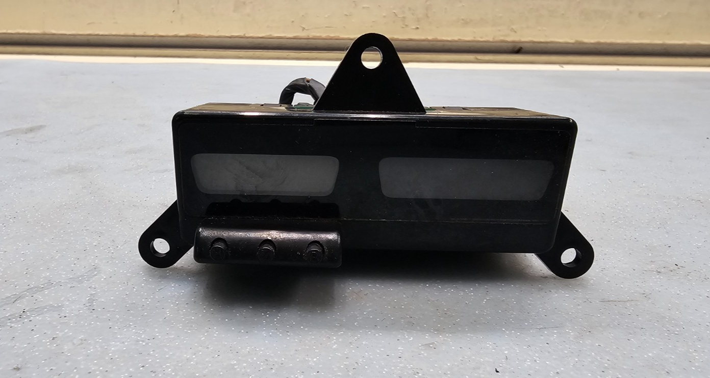 🔥01-06 HYUNDAI SANTA FE DASH DIGITAL CLOCK TELL TALE ASSEMBLY ARBAG BLACK