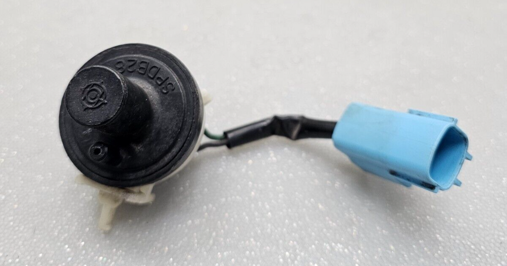 🔥1999-2004 NISSAN PATHFINDER VACUUM SWITCH SWIRL CONTROL VALVE OEM