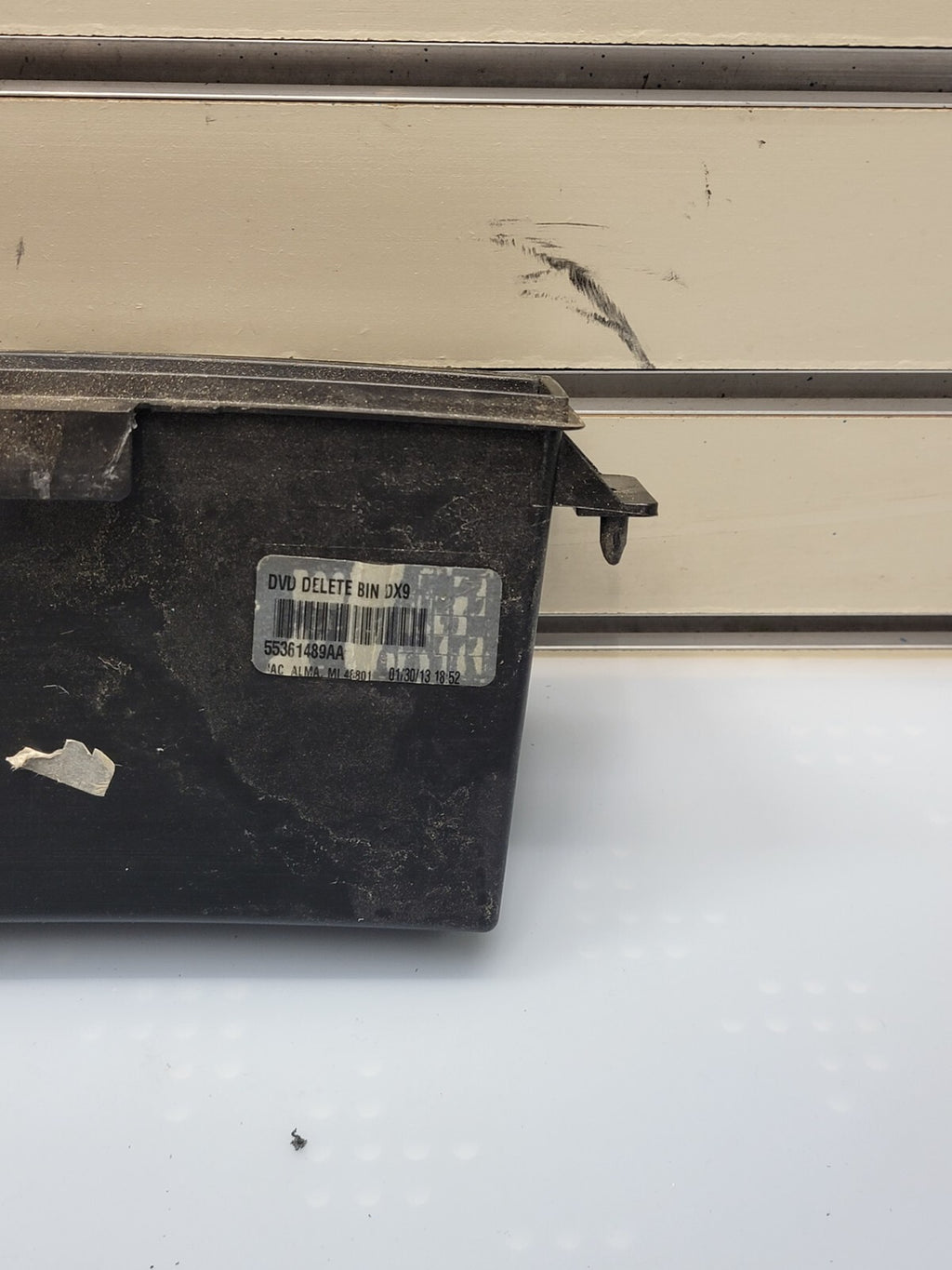 🔥 2011-2018 DODGE CARAVAN CENTER CONSOLE INSTRUMENT PANEL STORAGE BIN OEM