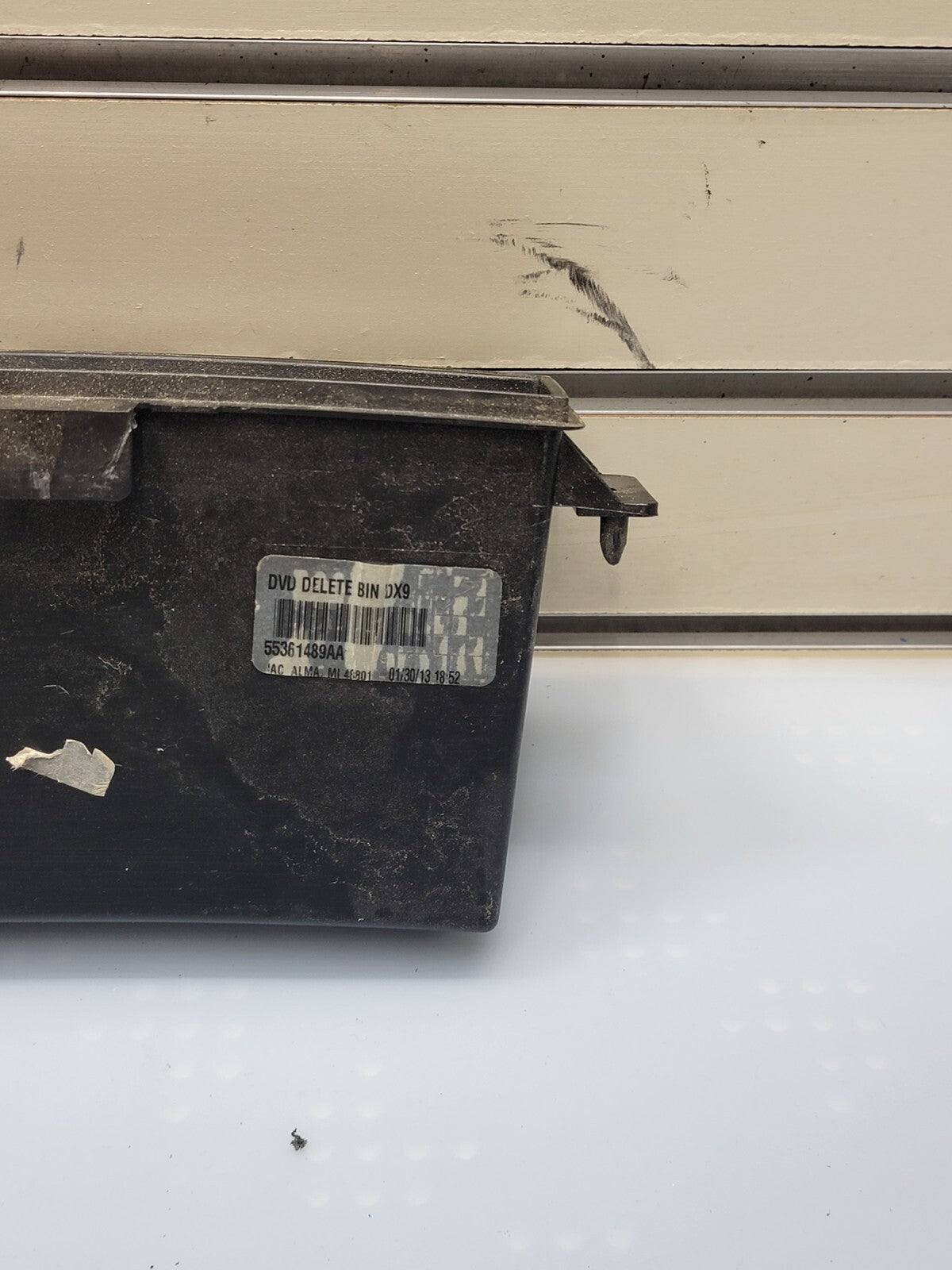 🔥 2011-2018 DODGE CARAVAN CENTER CONSOLE INSTRUMENT PANEL STORAGE BIN OEM