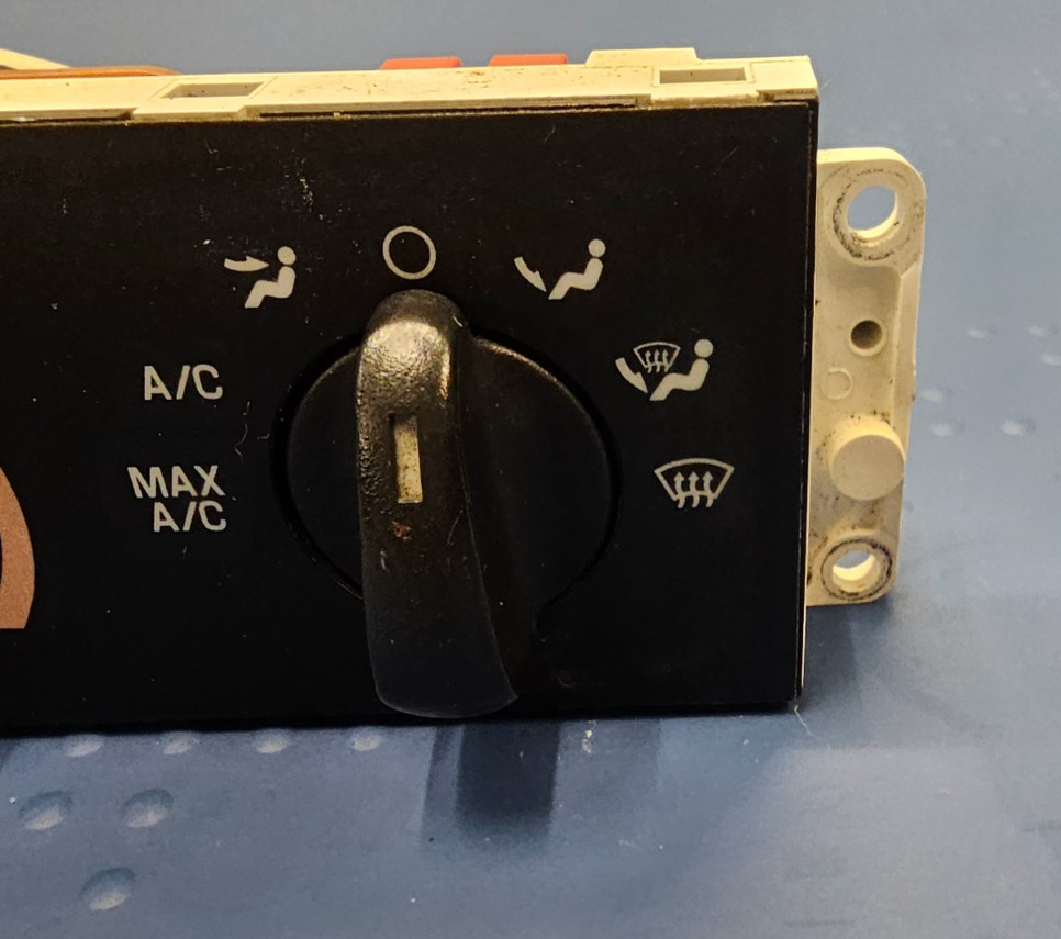 94-00 Ford Mustang Dash A/C Heater Climate Temperature Control Panel Conditioner