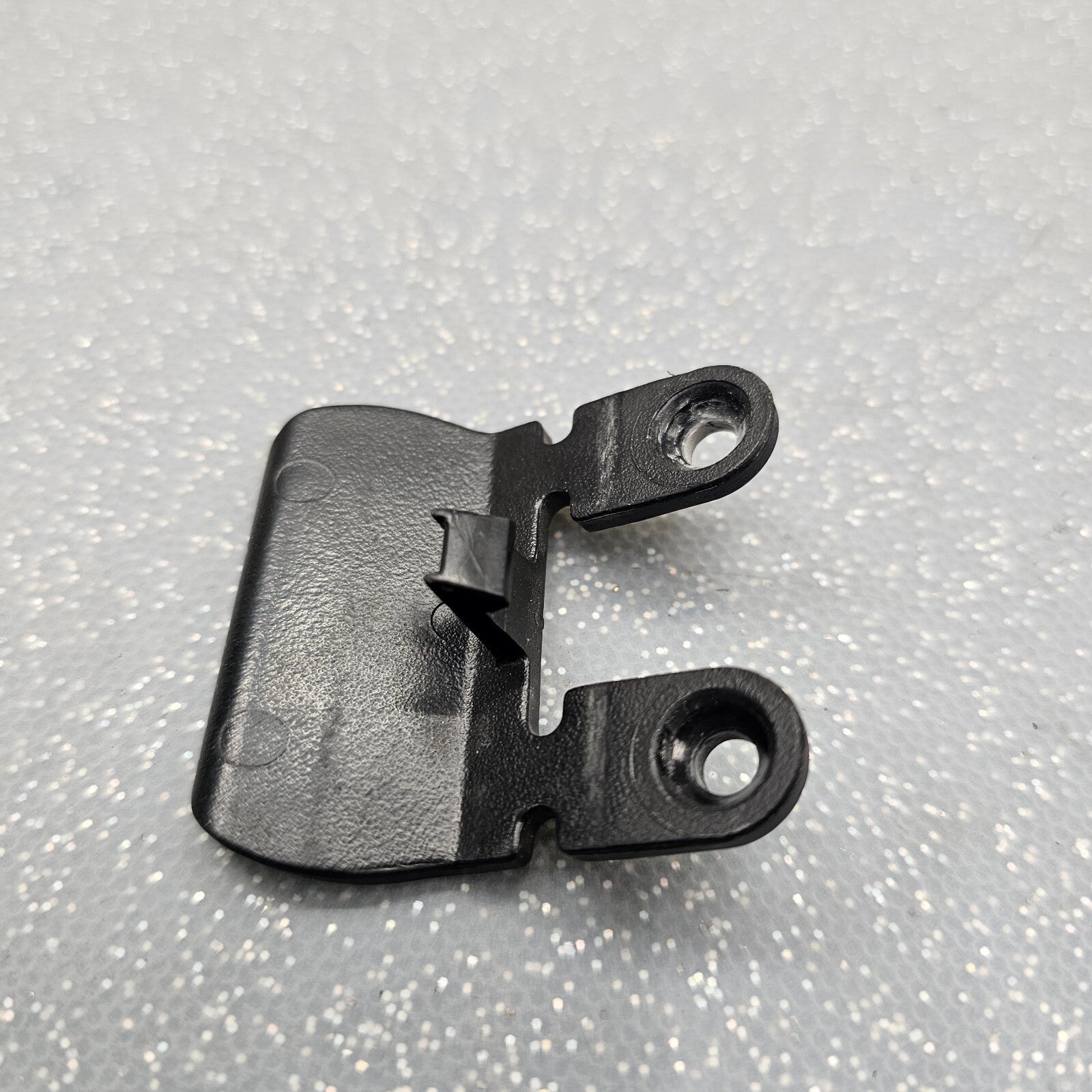 🔥2001-2005 FORD RANGER CENTER CONSOLE LATCH ARM REST ASSEMBLY OEM