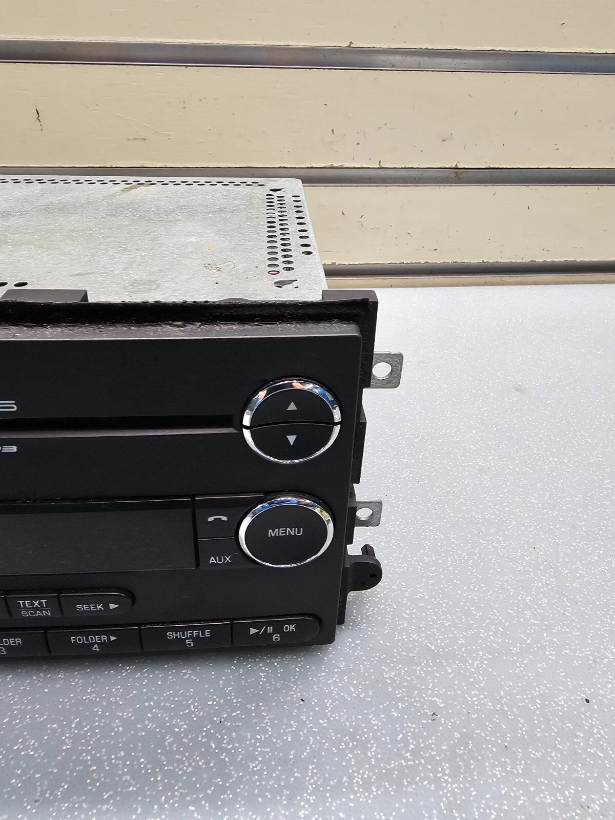 06-13 Ford E150 EXPLORER AM/FM Radio CD Player MP3 Receiver AUX🔴6CD Disc CHROME