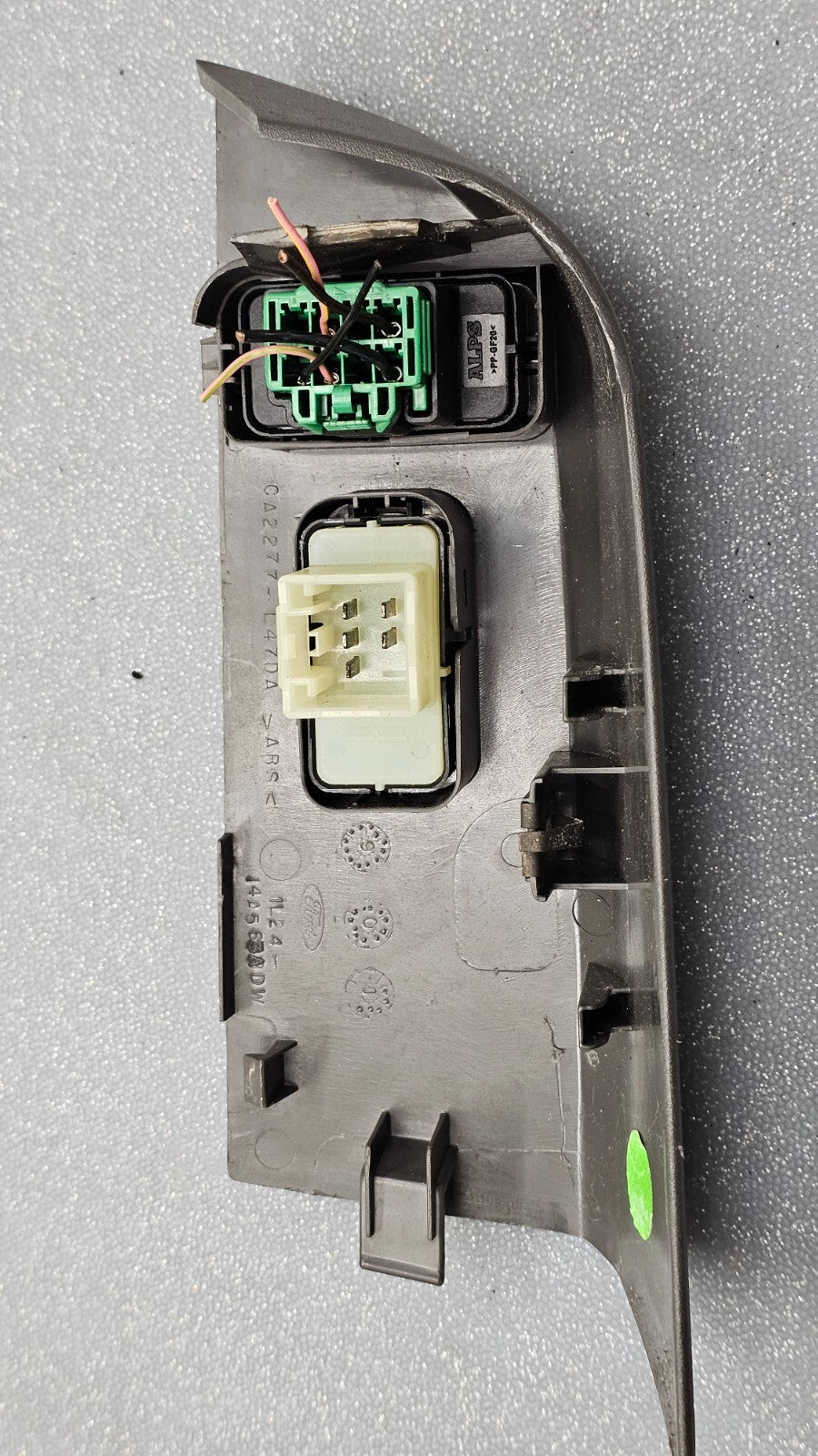 🔥02-05 Explorer Front Right Passenger Power Door Window Control Switch Gray