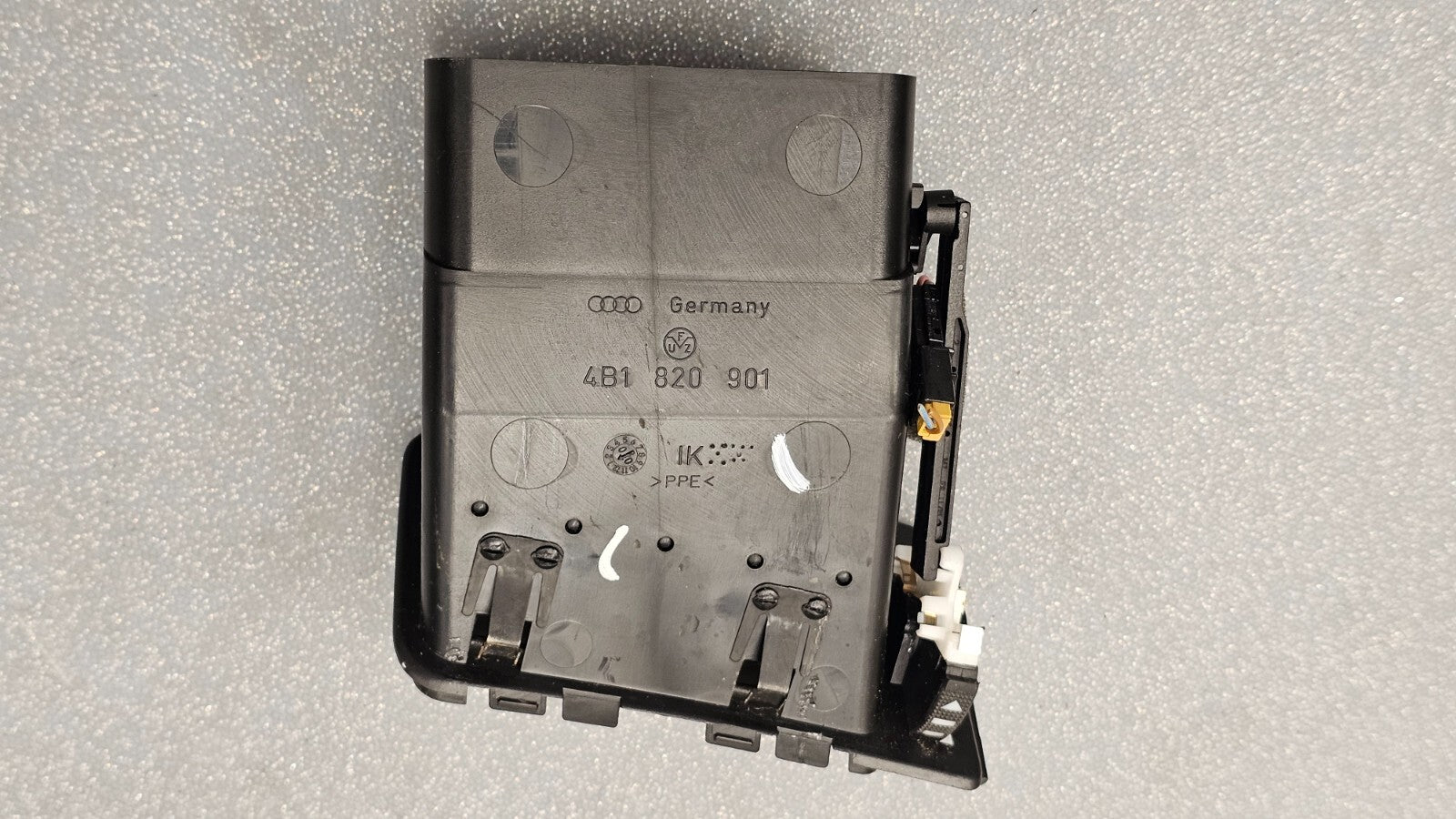 🔥 98-01  Audi A6 Genuine Dash Left Driver Air Vent A/C AC Heater Panel Black