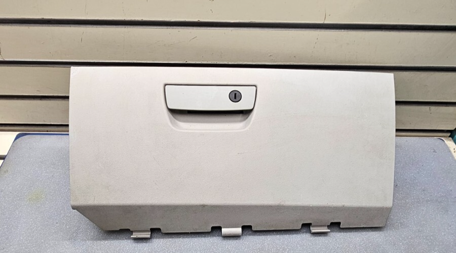 🔥11-18 GRAND CARAVAN TOWN COUNTRY DASH GLOVE BOX STORAGE COMPARTMEN LID LT GRAY