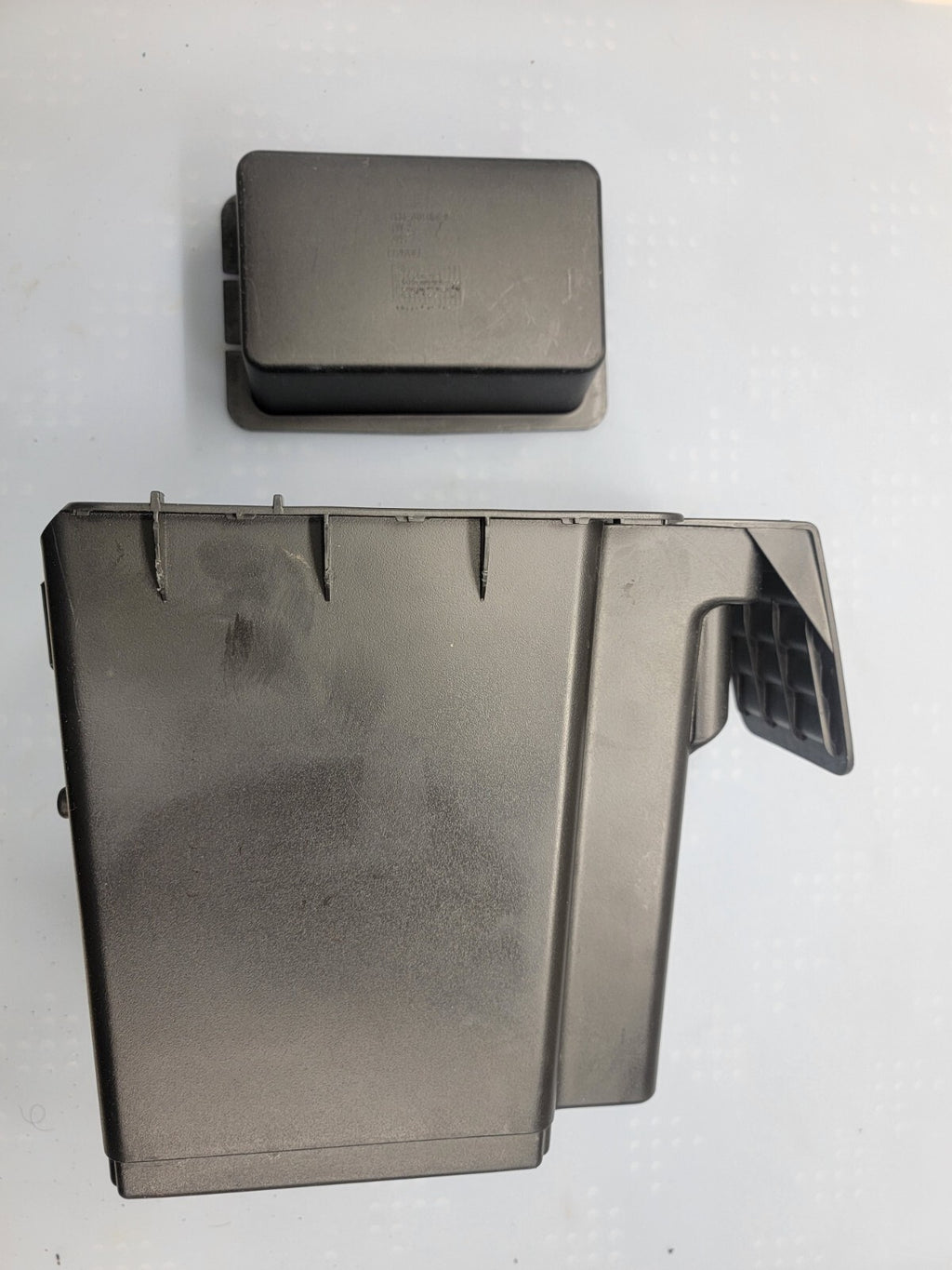 08-12 FORD ESCAPE/MERCURY MARINER CENTER CONSOLE STORAGE BIN BOX CUBBY OEM/FE