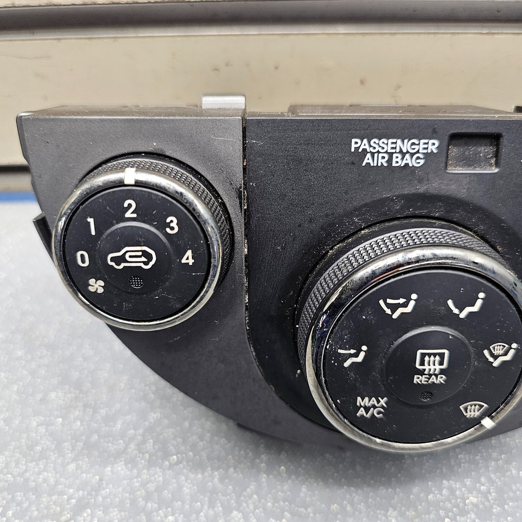 10-11 Kia Soul Front Dash AC Heater Temperature Climate Control Air Conditioner