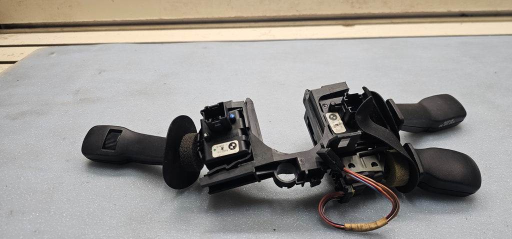 🔥1987-1999 BMW 318i 525i 740i Steering column switch bracket BLACK