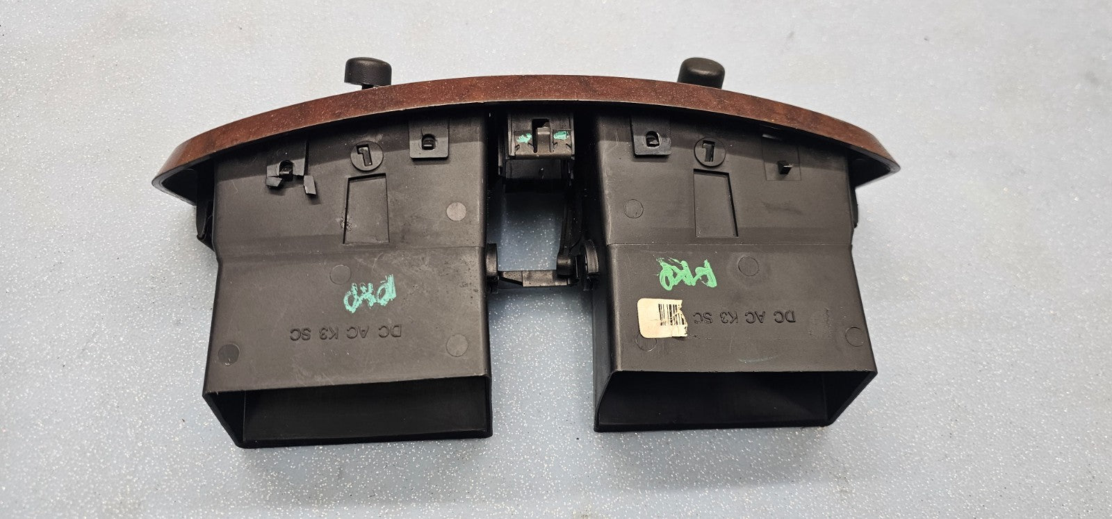 🔥03-07 CADILLAC CTS SRX CENTER DASH AIR VENT HEATER CONDITIONING BEZELTRIM WOOD
