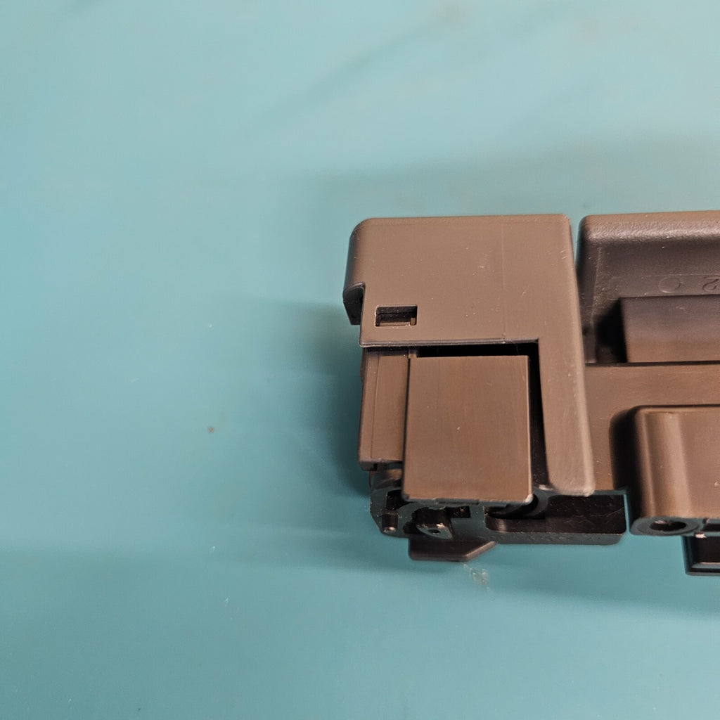 00-05 Mitsubishi Eclipse Glove Storage Box Compartment Latch Lock Black Assembly