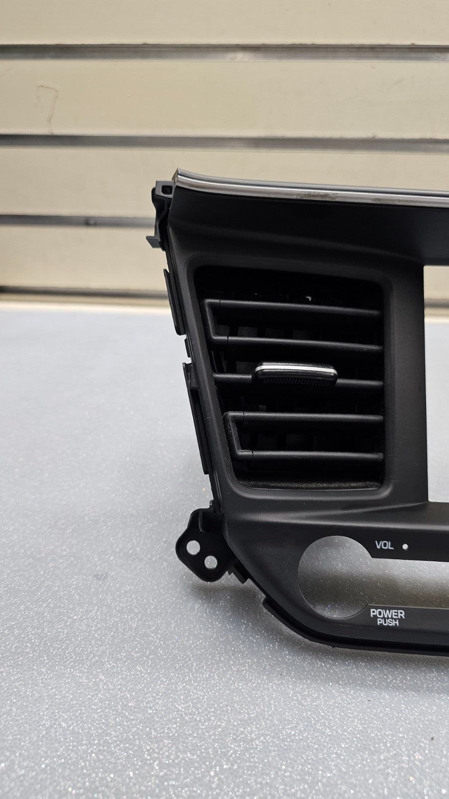 🔥17-20 Hyundai Elantra Dash Center Radio Screen Air Vent Vents Bezel Trim Black