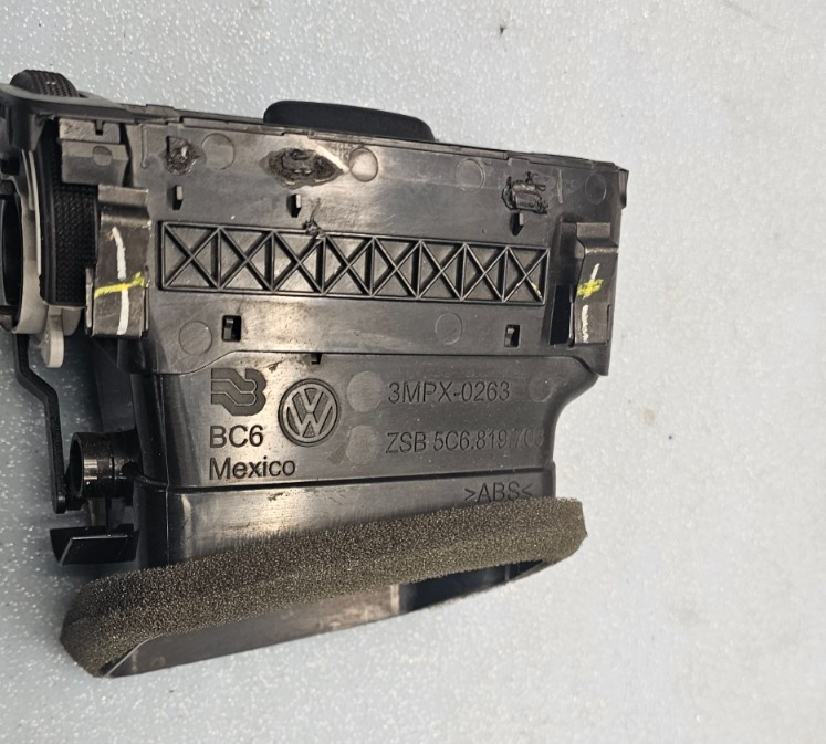 🔥11-18 VW Jetta Left Driver Center Dash AC A/C HVAC Air Vent Heater Panel Black
