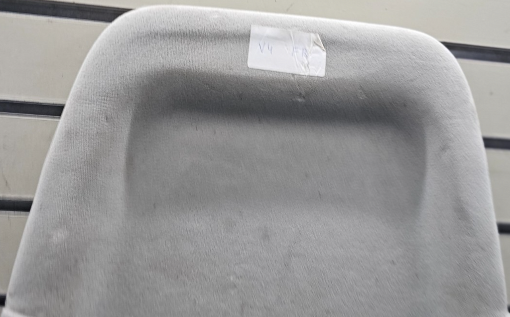 🔥07-13 Yukon Tahoe Suburban Front Right Passenger Seat Back Panel Cover GRAY