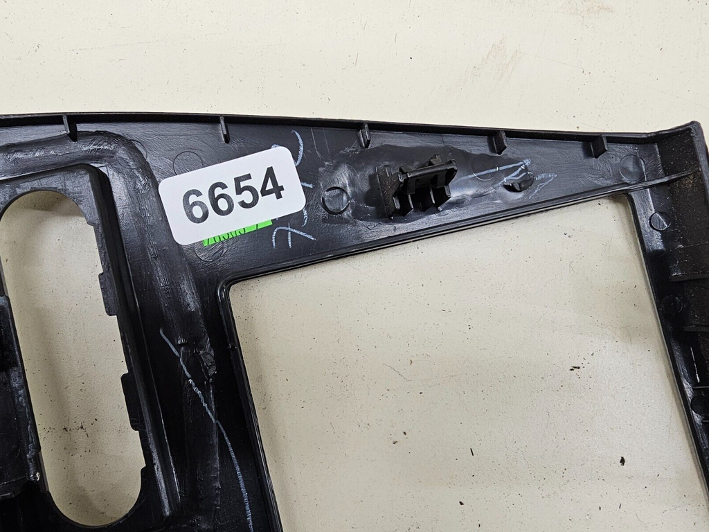 06-09 Ford Fusion Mercury Milan Front Center Dash Trim Panel Radio Bezel SILVER