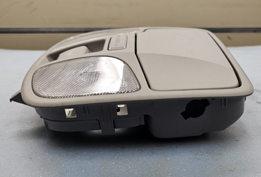 🔥2010-2013 Hyundai Sonata Overhead Console Dome Map Light Sunroof Switch Tan