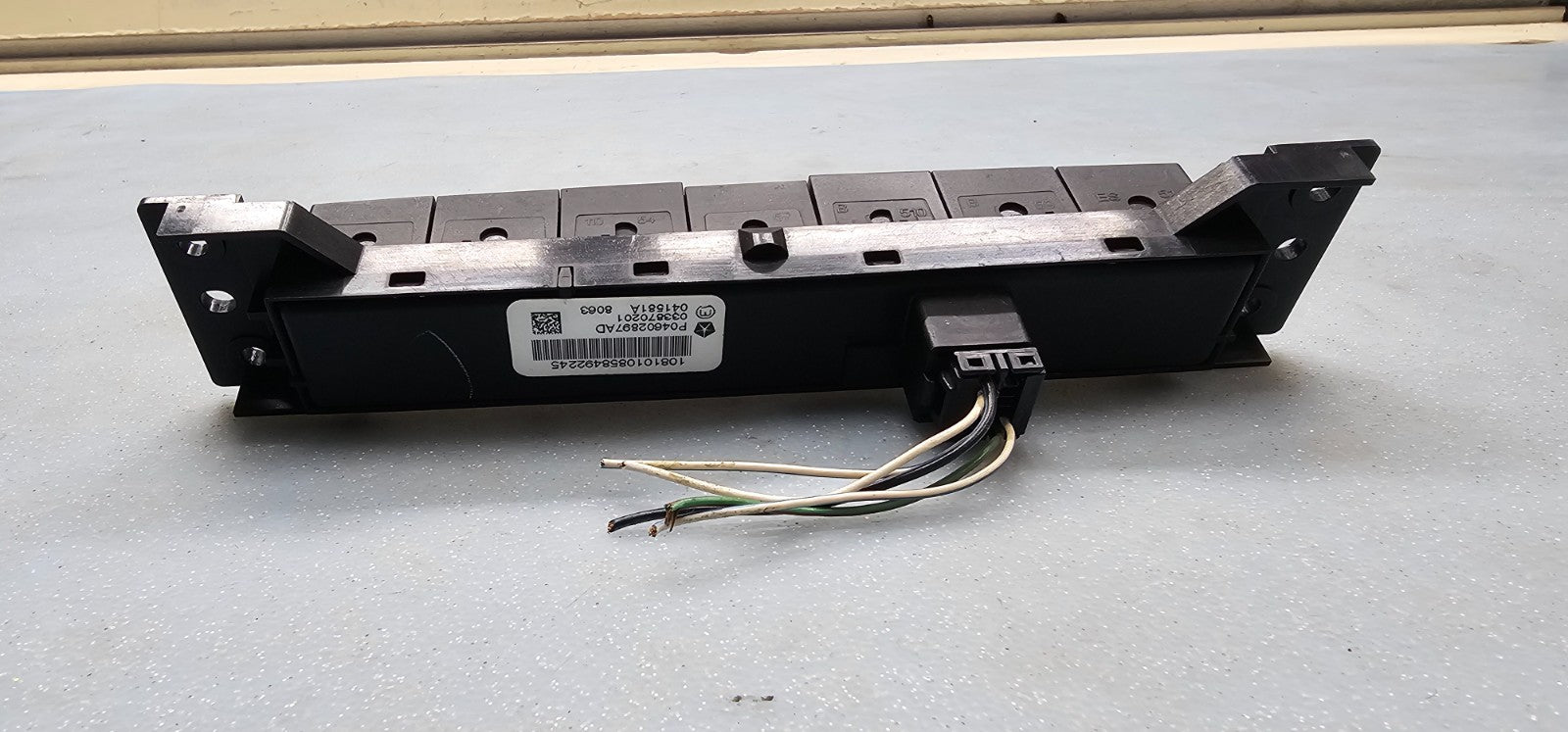 🔥08-10 JEEP COMMANDER HAZARD EMERGENCY FLASHER ESP CONTROL SWITCH ASSEMBLY OEM