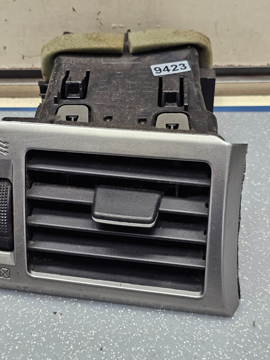🔥07-12 NISSAN VERSA DASH LEFT DRIVER AIR VENT CONDITIONER FILTER HEATER SILVER