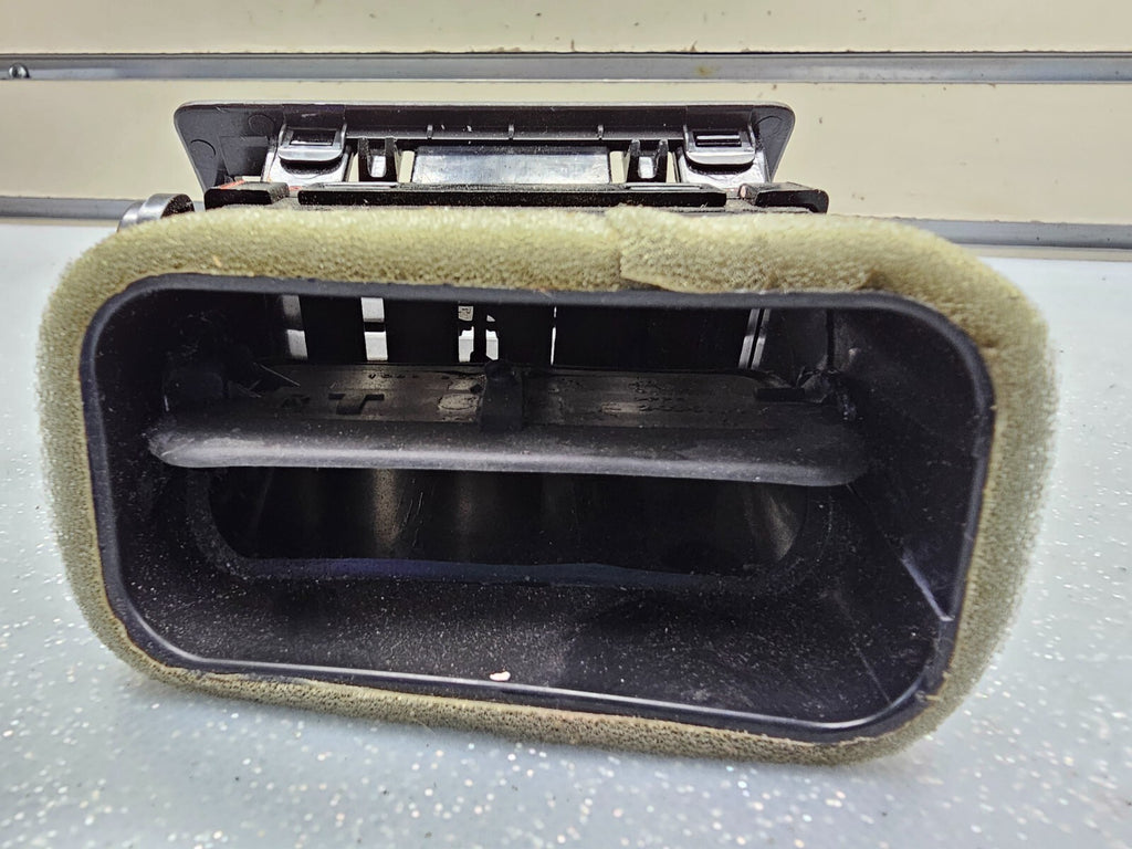 🔥06-09 Fusion Dash Right Passenger Air Vent AC Heater Filter Conditioner Black